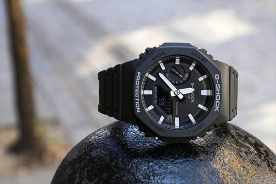 Полімерний чоловічий годинники Casio G-Shock GA-2100-1AER з полімерним ремінцем | Зображення 3