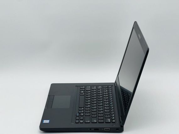 Ноутбук Dell Latitude 5491 / 14" (1920x1080) IPS / Intel Core i5-8400H (4 (8) ядра по 2.5 - 4.2 GHz) / 16 GB DDR4 / 250 GB SSD / Intel UHD Graphics 630 / WebCam б/у | Зображення 3