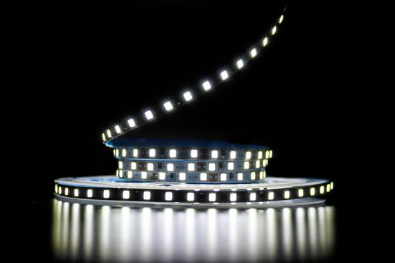 Світлодіодна LED стрічка PROLUM™ 5 ММ 12V 2835\120 IP20 Series "SG" Білий (5500-6000К) | Зображення 1