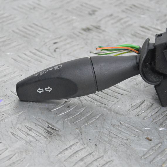 Підрульовий перемикач Ford Focus (DAW,DBW) 1998-2004 лівий поворотів Форд Фокус 98AG13335AC | Зображення 1