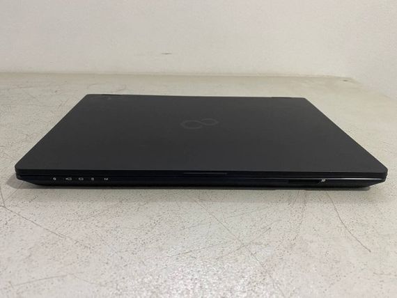Нетбук Fujitsu LifeBook U729 / 12.5" (1920x1080) IPS / Intel Core i5-8265U (4 (8) ядра по 1.6 - 3.9 GHz) / 8 GB DDR4 / 256 GB SSD / UHD Graphics / WebCam б/в | Зображення 4