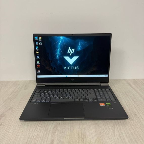 Ігровий ноутбук HP Victus 16-s0076nr / 16,1" (1920x1080) IPS / AMD Ryzen 7 7840HS (8 (16) ядра по 3,8 - 5,1 ГГц) / 16 ГБ DDR5 / 512 ГБ SSD / nVidia GeForce RTX 4060, 8 ГБ GDDR6, 128-біт / WebCam б/в | Зображення 1