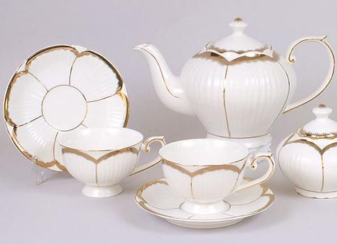 Чайний фарфоровий сервіз Princess Gold 13 предметів (пошкоджено упаковку)