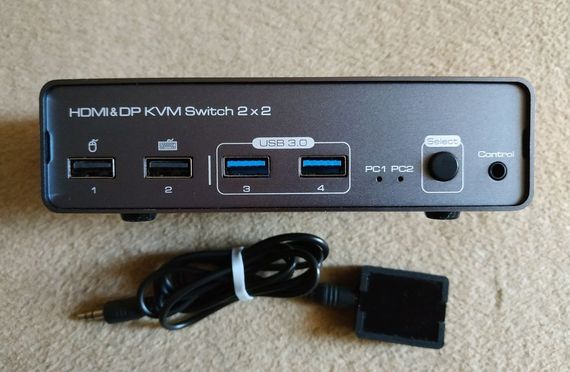 Перемикач 8K HDMI KVM 2x2 Алюмінієвий KVM-перемикач для 2 моніторів і 2 комп'ютерів. | Зображення 2