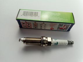 Свічка запалювання DENSO IRIDIUM TT IXEH20ETT.4/IT10 NISSAN 4 шт. в упак. ціна за шт. (224011KT1B)