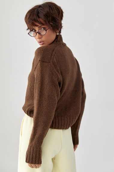 Однотонний в'язаний светр вільного фасону - коричневий цвет, ONE SIZE (є розміри) | Зображення 1