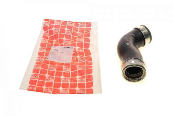 Патрубок інтеркулера нижній  L Audi A3 Skoda Octavia SuperB VW Golf Jetta Passat 2.0D 03- ззаду  102668