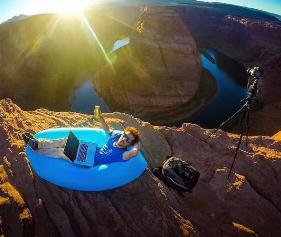 Ламзак надувной диван гамак матрас лежак Lamzac для отдыха, пляжа, природы 200х60 см | Зображення 7