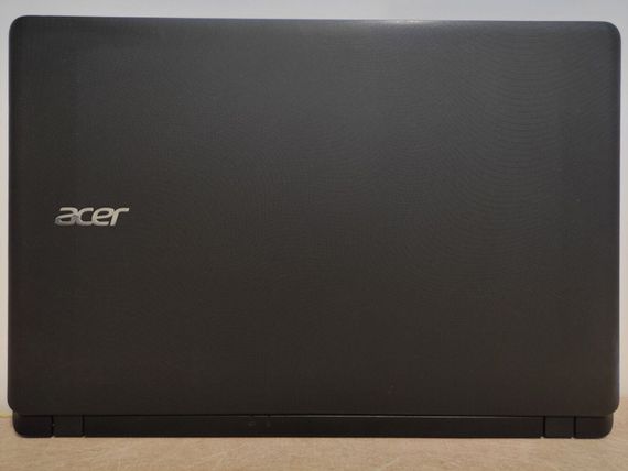 Ноутбук Acer Aspire ES1-533 / 15.6" (1366x768) TN / Intel Pentium N4200 (4 ядра по 1.1 - 2.5 GHz) / 4 GB DDR3 / 256 GB SSD / Intel HD Graphics 505 / WebCam б/у | Зображення 5