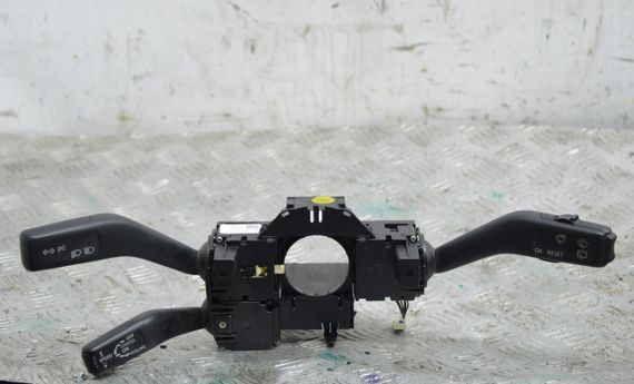 Підрульовий перемикач в зборі Volkswagen Passat B6 2005-2010 Фольксваген Пассат б6 3C9953513C 3C9953507C