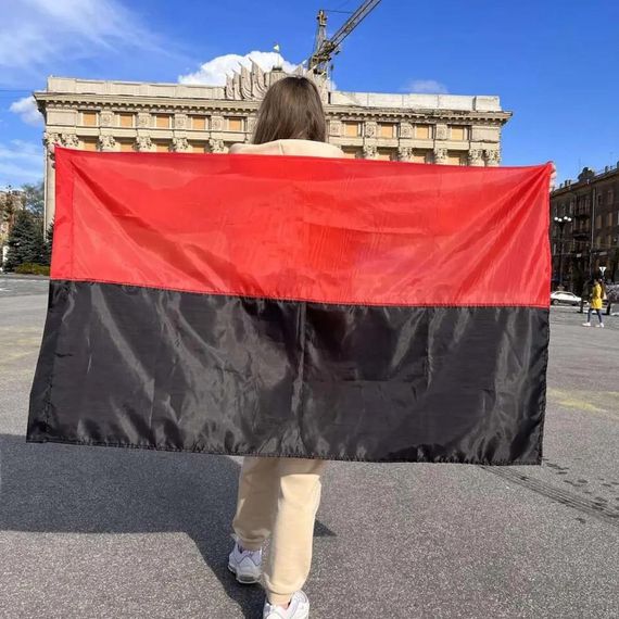 Прапор УПА з нейлону 135х90 см, Червоно-чорний / Український тканинний прапор | Зображення 5