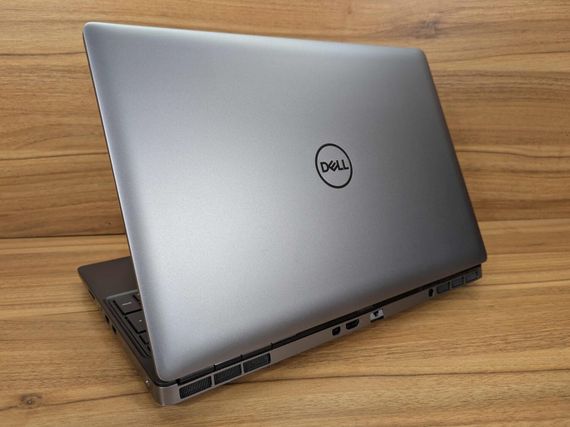 Мобільна робоча станція Б-клас Dell Precision 7560 / 15.6" (3840x2160) IPS / Intel Xeon W-11855M (6 (12) ядер по 3.2 - 4.9 GHz) / 32 GB DDR4 / 512 GB SSD / nVidia RTX A4000, 8 GB GDDR6, 256-bit / WebCam / Windows 11 б/в + Подарунок Бездротова миша | Зображення 6