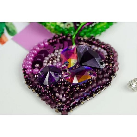 Набор для вышивания бисером украшения "Свекла" AD-231 на натуральном холсте | Зображення 3