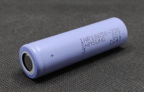 Акумулятор високострумовий  Samsung INR18650-33G 3,6V 3300mAh ( 10A ) 1шт.