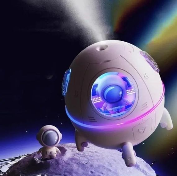 Зволожувач – аромадифузор Humidifier Астронавт 2в1 220мл з підсвічуванням | Зображення 2