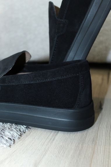 Чорні замшеві лофери – комфорт і стиль у кожному кроці 43 розмір | Зображення 2