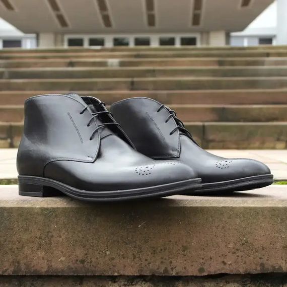 Класичні чоловічі черевики з брогуванням 40 розмір