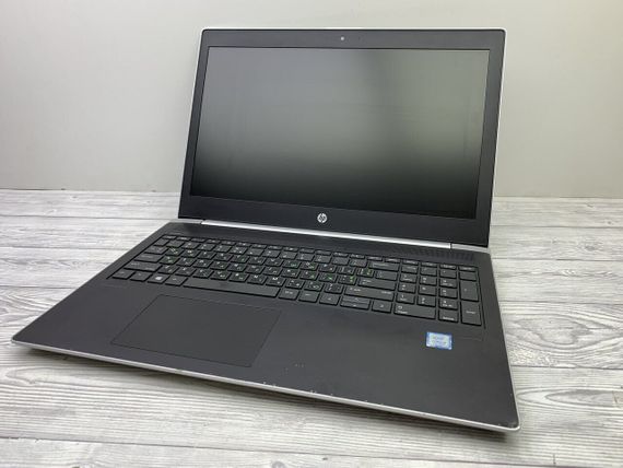 Ноутбук Б-класс HP ProBook 450 G5 / 15.6" (1920x1080) IPS / Intel Core i3-7100U (2 (4) ядра по 2.4 GHz) / 8 GB DDR4 / 240 GB SSD / Intel HD Graphics 620 / WebCam б/у | Зображення 2
