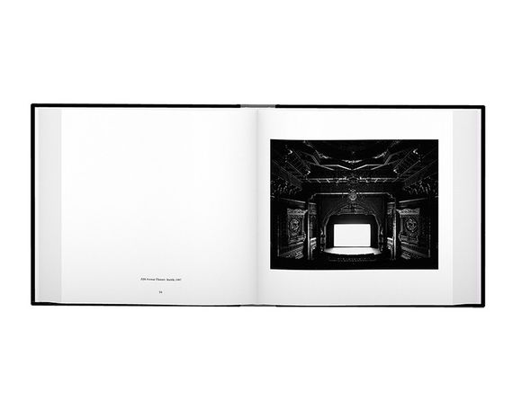 Книга по фотографии, японские фотографы современности работы Хироши Сугимото Hiroshi Sugimoto "Black Box" | Зображення 7