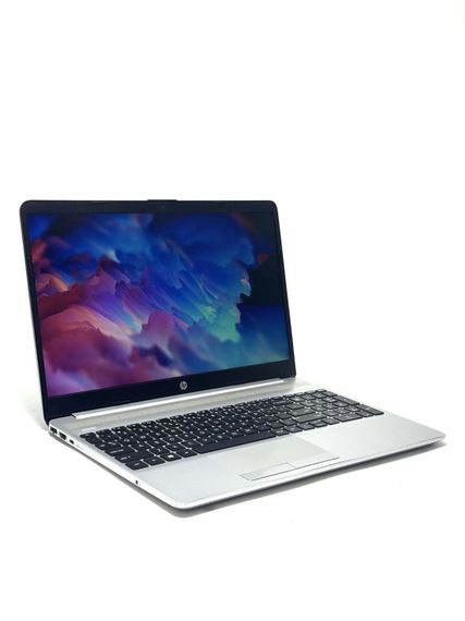 Ноутбук Б-класс HP 255 G8 / 15.6" (1920x1080) TN / AMD Ryzen 5 3500U (4 (8) ядра по 2.1 - 3.7 GHz) / 8 GB DDR4 / 256 GB SSD / AMD Radeon RX Vega 8 / WebCam / Win 11 б/у | Зображення 3