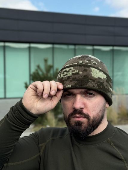 Шапка в*язана піксель з відворотом