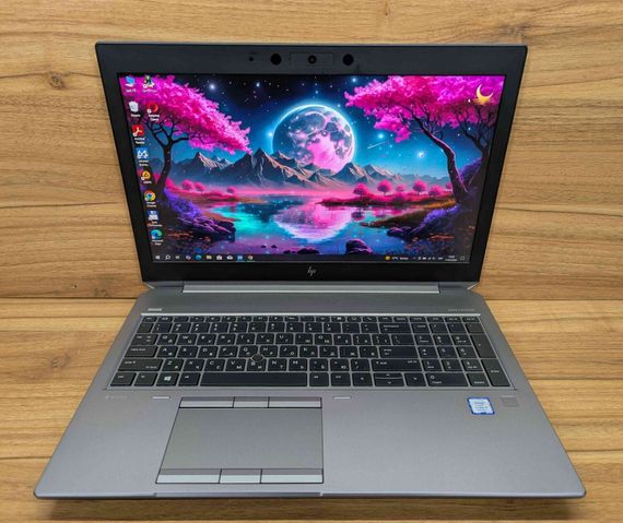Мобильная рабочая станция HP zBook 15 G6 / 15.6" (1920x1080) IPS / Intel Core i7-9850H (6 (12) ядер по 2.6 - 4.6 GHz) / 32 GB DDR4 / 512 GB SSD / nVidia Quadro RTX 3000, 6 GB GDDR6, 192-bit / Fingerprint / WebCam / Windows 10 б/у + Подарок Мышь / USB | Зображення 1