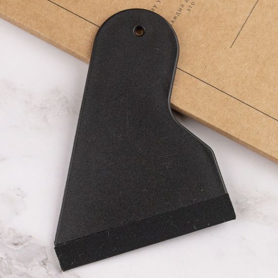 Лопатка пластиковая для поклейки полимерных пленок (6 см) Черный | Зображення 2