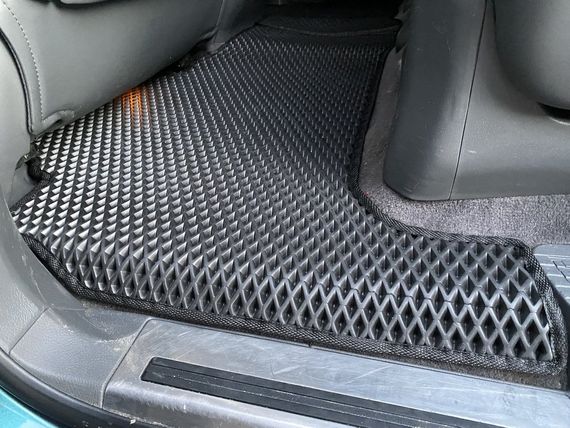 Коврики (2007-2012, EVA, черные) для Toyota Land Cruiser 200 | Зображення 3