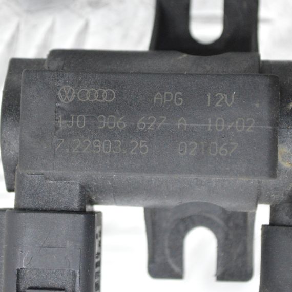 Клапан управління турбіною Audi A3 A4 1.9 TDI вакуумний клапан Ауді а3 а4 1J0906627A | Зображення 3