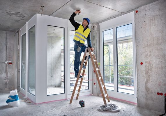 Нівелір лазерний Bosch Professional GCL 2-50 G, до 15 м, ± 0.3 мм/м, в чемодані з тримачем RM 10, затиском DK 10, чохлом, мішенню, 0.58 кг (0.601.066.M02) | Зображення 6