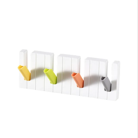 Настінна ключниця SV Four Hooks Piano на 4 гачки 22x16x4 см у вигляді клавіш, Білий з кольоровими клавішами (sv0591k3)