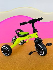 Дитячий триколісний велосипед Turbo Trike зі світловими ефектами лимонний LD