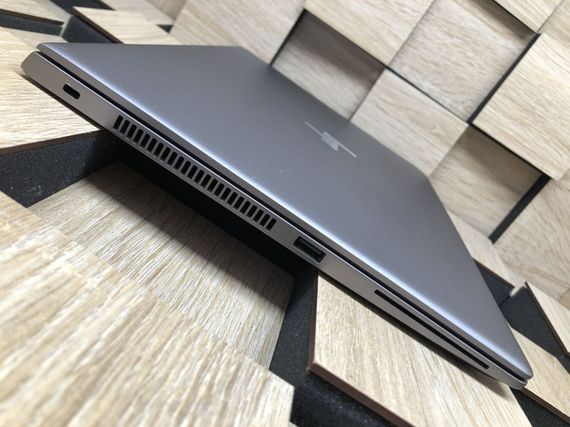 Мобильная рабочая станция Б-класс HP ZBook 14 G5 / 14" (1920x1080) IPS / Intel Core i5-8350U (4 (8) ядра по 1.7 - 3.6 GHz) / 8 GB DDR4 / 256 GB SSD / Intel UHD Graphics 620 / WebCam б/у | Зображення 5