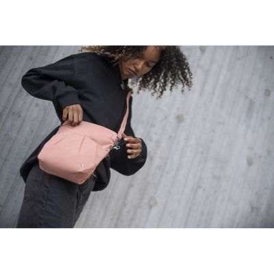 Сумка Pacsafe Citysafe CX convertible Crossbody Рожева (20405340) | Зображення 9