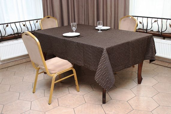 Скатертина Kayra "Шахматка", 160 х 285 см Коричневий