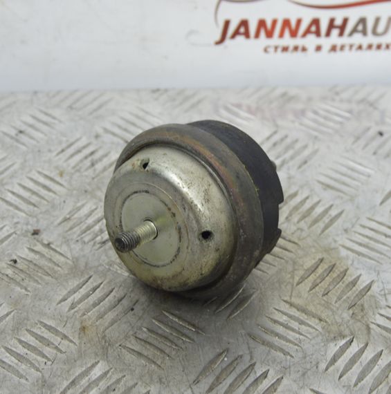 Подушка двигуна 1.9 TD Peugeot 406 1996-2004 Лапа опора двигуна Пежо 406 96241797