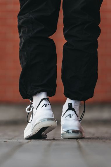 Кроссовки N-i-k-e Air Max 270 Black 42 | Зображення 1