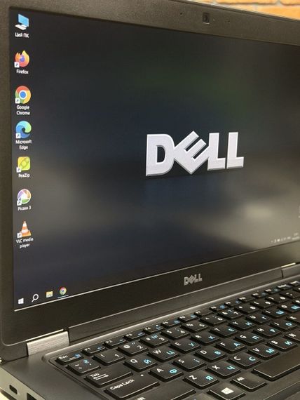 Ноутбук Б-клас Dell Latitude 5490 / 14" (1920x1080) IPS / Intel Core i5-8350U (4 (8) ядра по 1.7 - 3.6 GHz) / 8 GB DDR4 / 256 GB SSD / Intel UHD Graphics 620 / WebCam б/в | Зображення 7