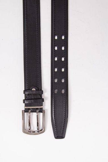 Чоловічий ремінь з класичною пряжкою, чорного кольору, 196R40U122 | Зображення 2