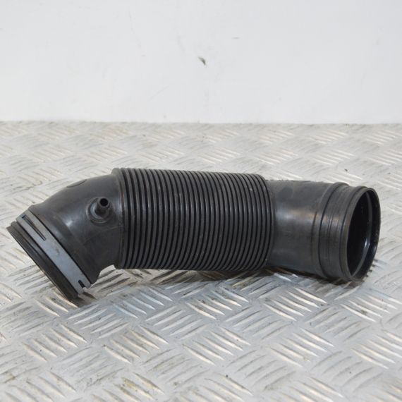 Трубка повітряного фільтра 1.2 TSI Seat Ibiza IV Toledo IV 2010-2015 Патрубок повітряний Сеат Ібіза 4 Толедо 4 6R0129684C