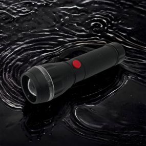 Ліхтар ручний металевий, Пило-вологозахищений ліхтарик, Ліхтар з регулюванням променя QO-60