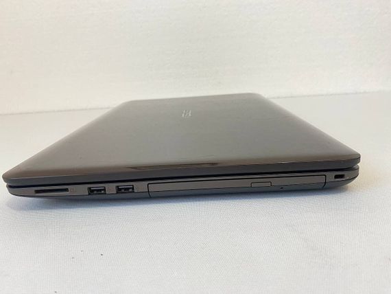 Ноутбук Б-клас Asus R753U / 17.3" (1920x1080) IPS / Intel Core i5-7200U (2 (4) ядра по 2.5 - 3.1 GHz) / 12 GB DDR4 / 240 GB SSD / nVidia GeForce 920MX, 2 GB GDDR3, 64-bit / WebCam / DVD-ROM б/в | Зображення 4