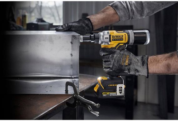 Заклёпочник аккумуляторный бесщёточный Диаметр закл. 4.8 - 6.4 мм DeWALT DCF414NT | Зображення 6