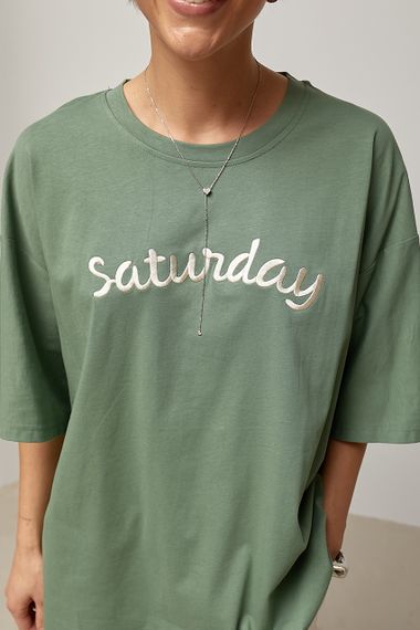 Футболка вільного фасону з написом Saturday - зелений цвет, ONE SIZE (є розміри) | Зображення 3
