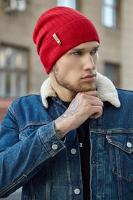 Мужская шапка «Хорс» красный