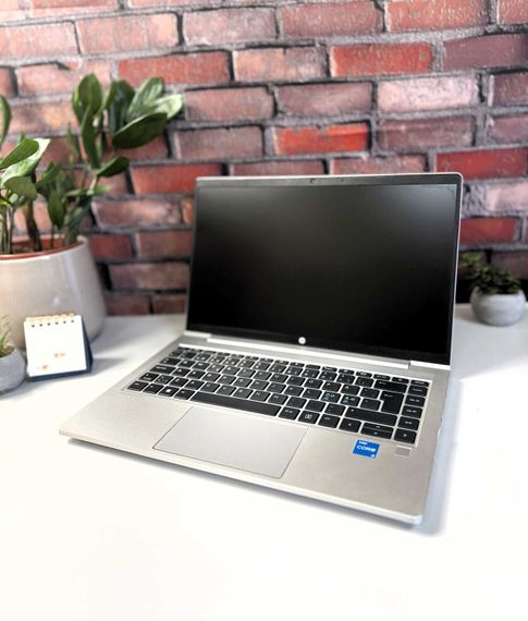 Ультрабук HP ProBook 440 G8 / 14" (1920x1080) IPS / Intel Core i3-1115G4 (4 (8) ядра по 4.1 GHz) / 8 GB DDR4 / 256 GB SSD / Intel UHD Graphics / WebCam б/у | Зображення 5