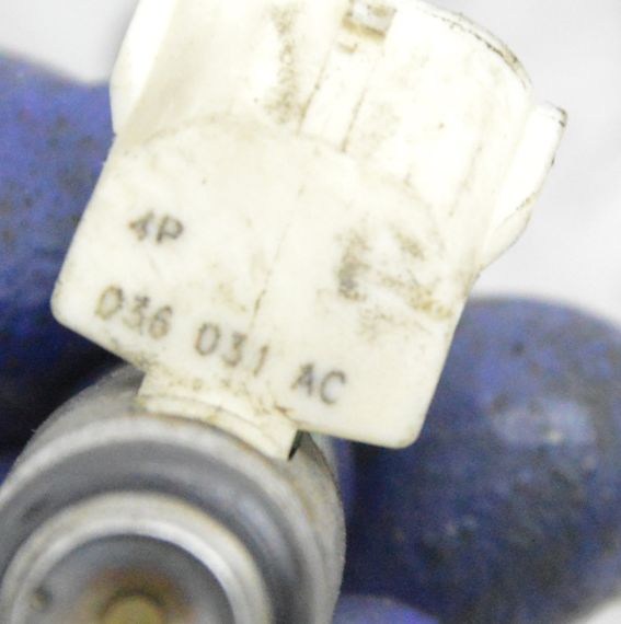 Форсунка 1.4 Volkswagen Golf V 2003-2008 Форсунка Фольксваген Гольф 5 036031AC | Зображення 1