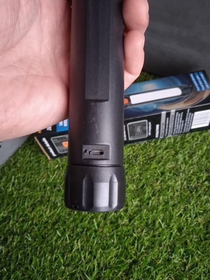 Фонарь ручной аккумуляторный Hurry Bolt HB-998 3 W 300 Lm | Зображення 4