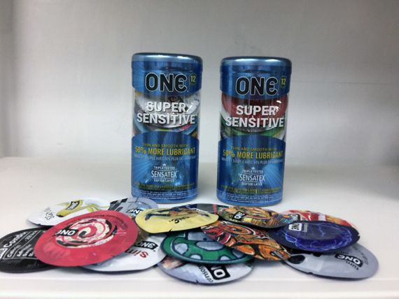 Набір гладких ультратонких презервативів ONE Super Sensitive (ціна за упаковку 12 шт) sexstyle | Зображення 2