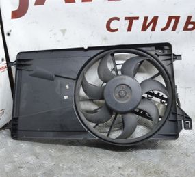 Вентилятор радіатора 1.6 TDCI Ford Focus II 2004-2012 Вентилятор охолодження радіатора Форд 3M5H8C607RE